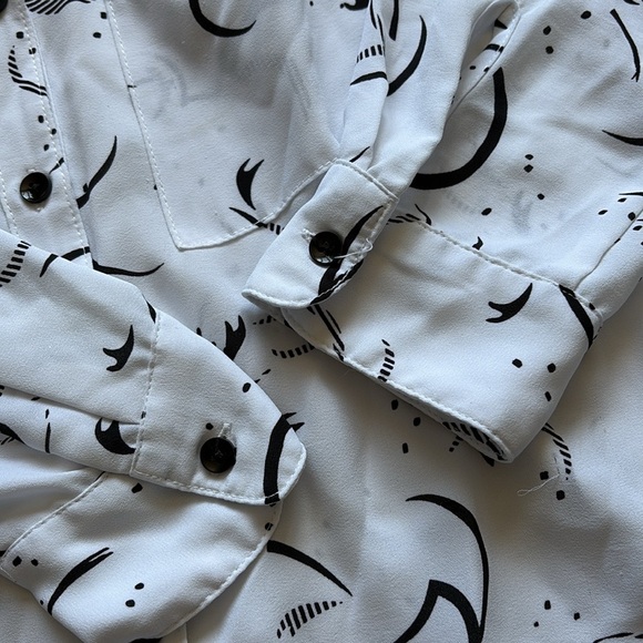 Reitmans White And Black Long Sleeve Button up Small - Picture 5 of 11